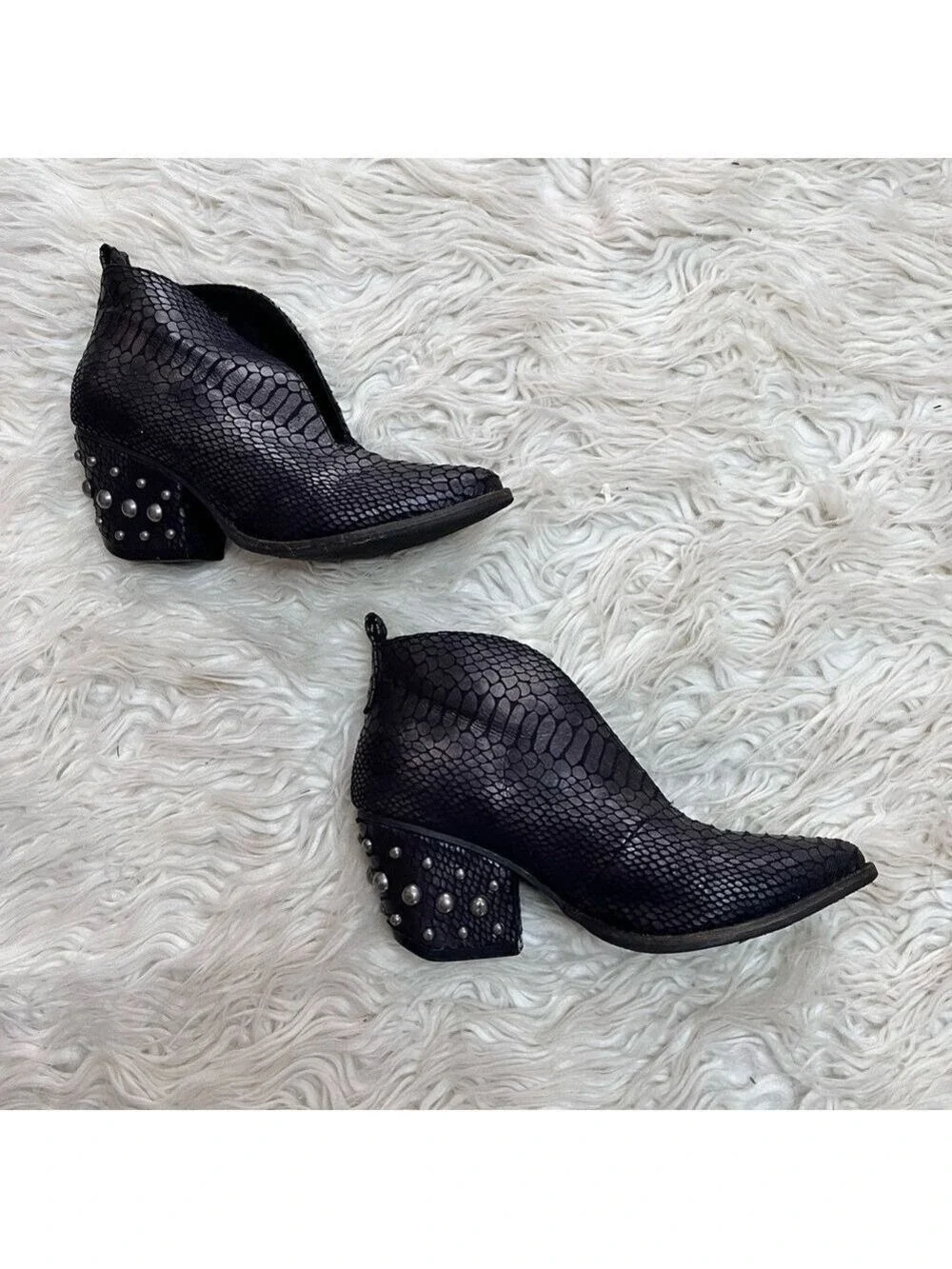 Matisse black leather
